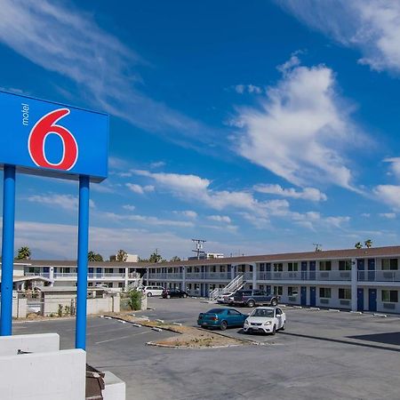 Motel 6-San Bernardino, Ca - Downtown מראה חיצוני תמונה