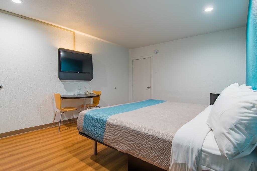 Motel 6-San Bernardino, Ca - Downtown חדר תמונה
