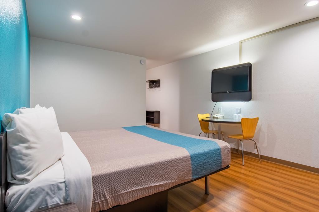 Motel 6-San Bernardino, Ca - Downtown חדר תמונה